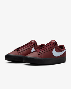 Nike SB Zoom Blazer Low Pro GT - (Dark Team Red)