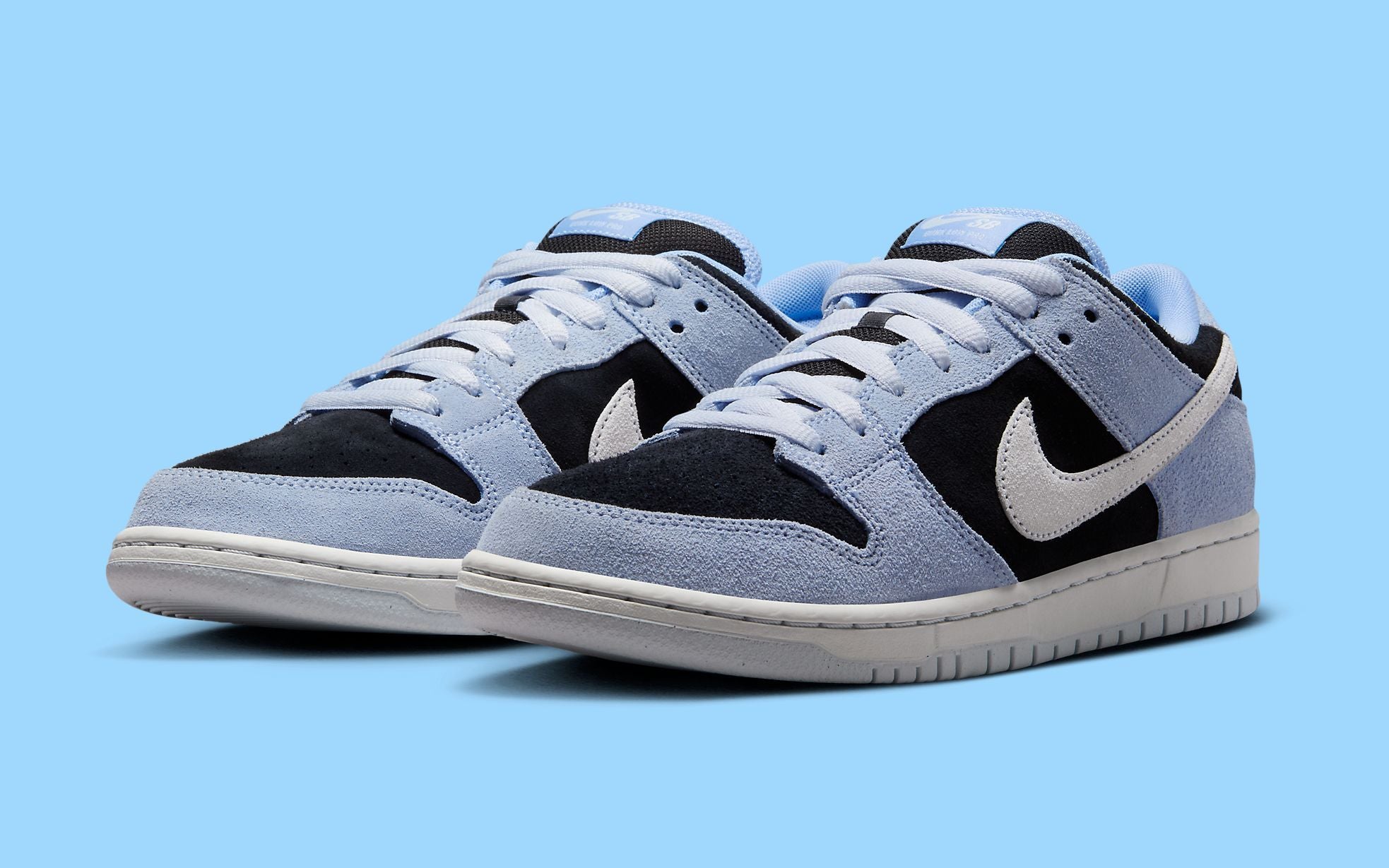 Nike SB Dunk Low Aluminum